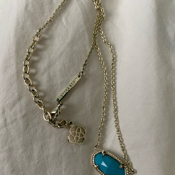 Kendra Scott Necklace - Picture 4 of 4
